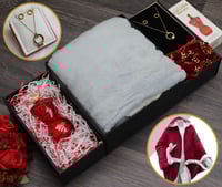 اجمل تنسيق هدايا شتوي للنساء