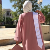 تفصيل عبايات تخرج فخمه تصميم وتطريز بالاسم والشكل...