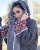 فروة نسائي شتوي باطراف السدو التراثي