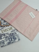 شال ديور الشتوي الجديد