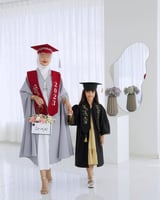 تفصيل عبايات تخرج 2023