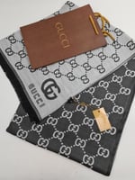 سكارف نسائي شتوي ماركه