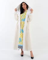 فروة نسائي بتصميم مريح