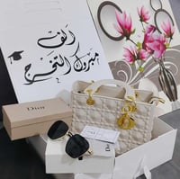 بوكس نسائي انيق من ديور