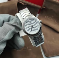 ساعات ابل بطاريه نسائي