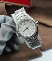 ساعات ابل بطاريه نسائي