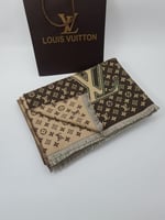 سكارف شتويه نسائي ماركه لويس فيتون