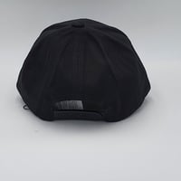 كاب ارماني الاصلي