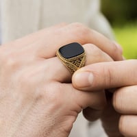 خاتم راقي من الفضة المطفية عيار 925 بحجر أونكس أسو...