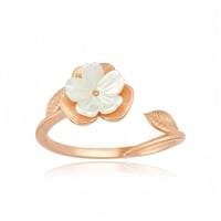 خاتم مميز فضة عيار 925 مطلية ذهب مصاغة بأناقة زهرة...