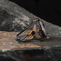 خاتم فاخر مرصع بحجر توباز راقي - مصاغ من الفضة الخ...