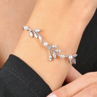 طقم فضة راقي مرصع بأحجار اللؤلؤ والسوارفيسكي لإطلا...