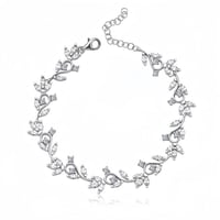 طقم فضة فاخر بتفاصيل متقنة لجمال إستثنائي وأناقة د...