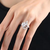 خاتم مميز من الفضة الخالصة مصاغة بتصميم قطرة مطعمة...