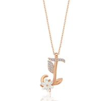 سلسال فضة راقي مطلي بالذهب، يحمل حرف (J) مرصّع بفص...