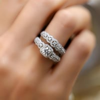 خاتم نسائي راقي من الفضة الخالصة مرصعة بفصوص سوارف...