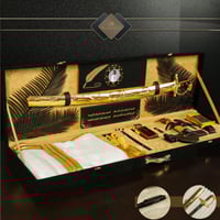 بوكس إهداء ملكي تذكاري بمشلح راقي مع جنبية و إكسسو...