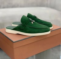 حذاء لورو بيانا