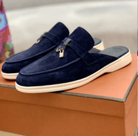 حذاء لورو بيانا