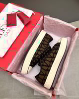 سنيكرز فالنتينو