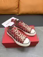 سنيكرز فالنتينو