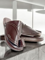 حذاء شرقي رجالي سادة