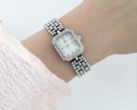 ساعة نسائيه استيل ماركه ايفرد