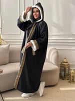 فرو صوف فندي ( صناعه سعودية ) تطريز ذهبي فندي خامة...