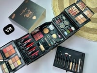 بوكس مكياج متكامل