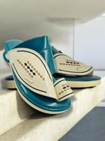 حذاء شرقي رجالي مرن وخفيف