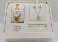 طقم نسائي راقي متكامل