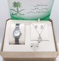 طقم نسائي راقي متكامل