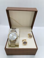 طقم ساعه رجالي فخامة وجمال بتصميم حديث