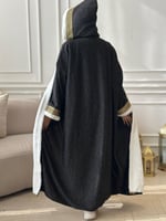 فرو صوف فندي ( صناعه سعودية ) تطريز ذهبي فندي خامة...