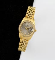 ساعه نسائيه استيل