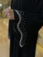 عباية انيقة شك