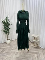 فستان سهرة شيفون زيتي - إطلالة كلاسيكية بطبقات الك...