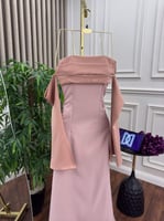 فستان وردي باستيل أنيق باربي بكم شبه منفصل