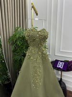 فستان سهره زيتي ملكي بتطريز فاخر وخامة جازار أصلية