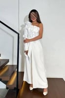 لبس العيد يجمع بين الفستان والجمبسوت