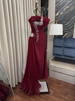 فستان سهرة باربي لونين بلمسة جازار وتطيرز يدوي فخم