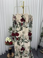 فستان "أناقة العيد" الفاخر - تل مطرز وزركون (أحمر...