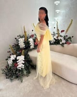 فستان سهره ليموني تطريز فصوص يدوي على شال تل ناعم