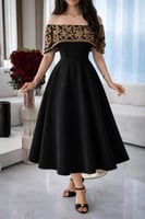 فستان ميدي أسود كلاسيكي بتطريز ذهبي فاخر