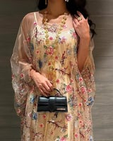 فستان أنيق بلمسات زهرية مطرزة يدويًا