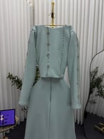 فستان "سماوي ملكي" بقطعتين وتطريز يدوي فاخر