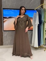 جلابية بالوان ملكية بتطريز كريستالي فاخر