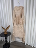 فستان سهرة "بيج كلاسيك" من الدانتيل الفاخر والتفتة...