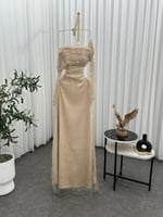 فستان ملكي بتطريز فاخر ولمسة ساحرة