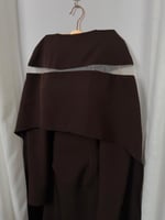 فستان "سحر الكاب" بقماش الباربي الراقي